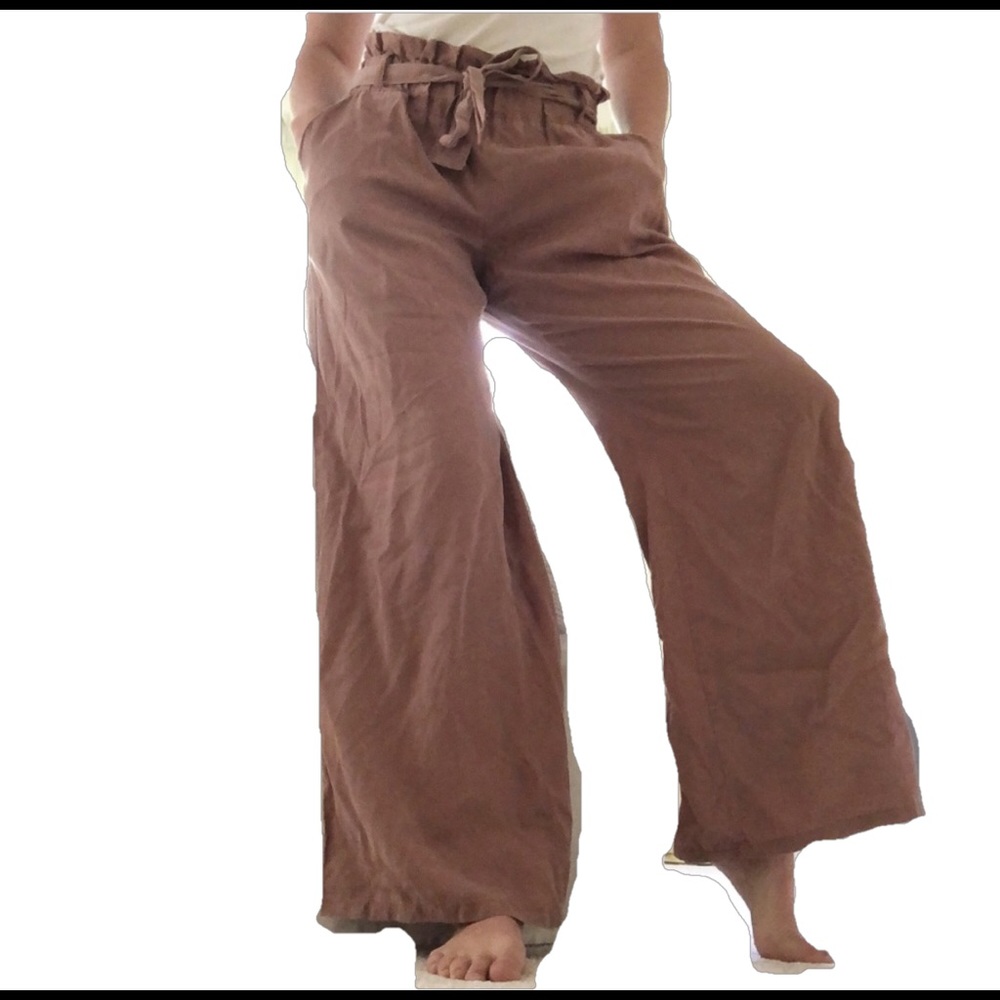 Light pink paper bag trousers